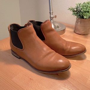 Leather Chelsea boots